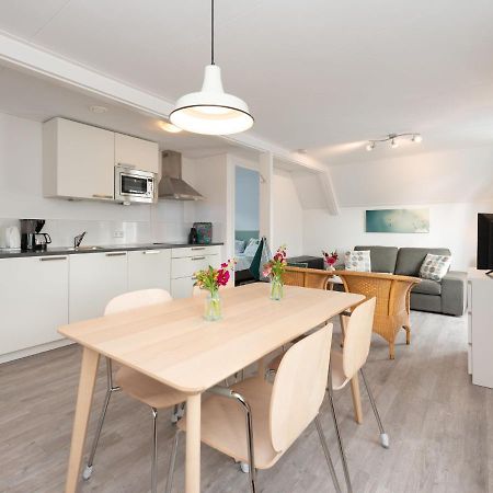 Quaint Apartment In Schoorl Near Tennis Court Bagian luar foto