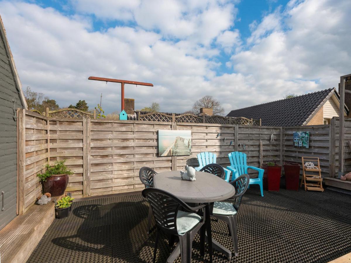 Quaint Apartment In Schoorl Near Tennis Court Bagian luar foto